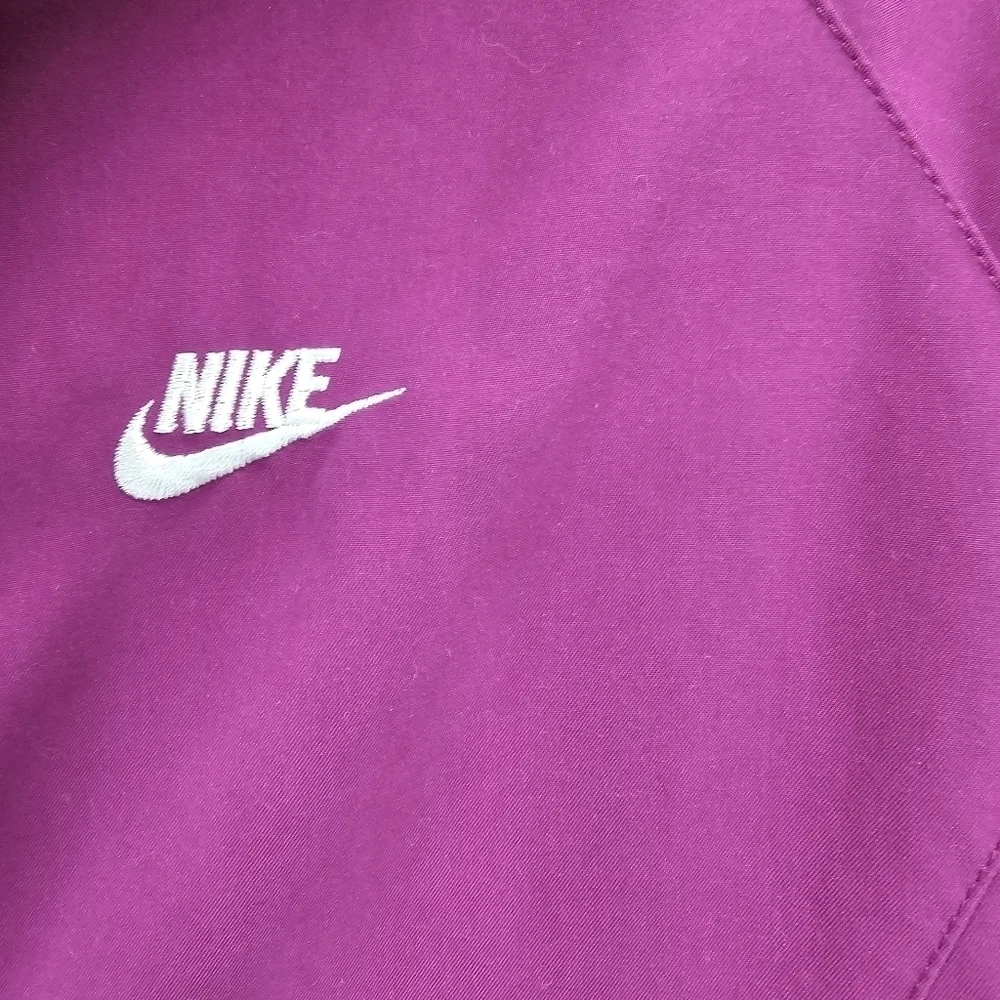 Nike purple striped embroidered windbreaker jacket women's size large